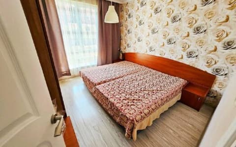 Двухкомнатная квартира с видом на бассейн в Persani ID: 47079