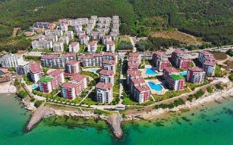 Просторный апартамент с огромной панорамной террасой в Marina Fort Beach, Святой Влас ID: 81663
