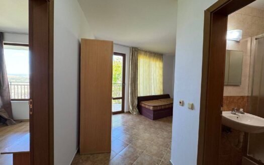 Двухкомнатная квартира на последнем этаже в Arkite ID: 54665