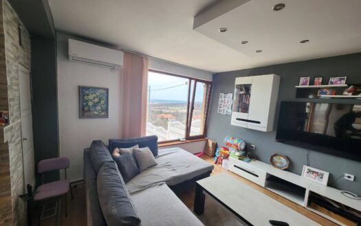 Трёхэтажный дом с видом на море в Святом Власе ID: 56415