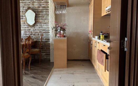 Трёхкомнатная квартира с кладовкой в Бургасе ID: 53653