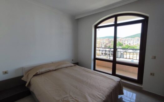 Четырёхкомнатный апартамент в Star Dreams, Святой Влас ID: 40142