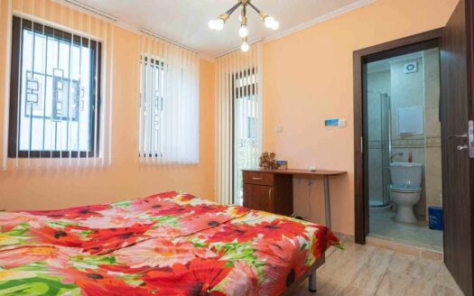 Трёхкомнатная квартира в 150 м от пляжа в Святом Власе ID: 36128