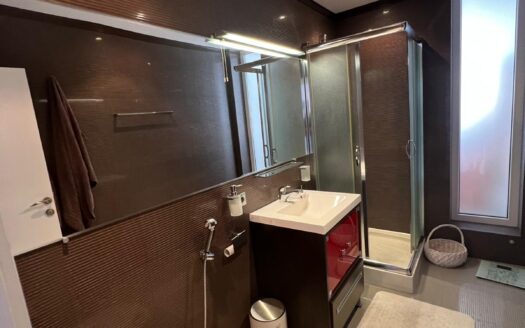 Трёхкомнатная квартира с видом на бассейн на Солнечном Берегу ID: 36467