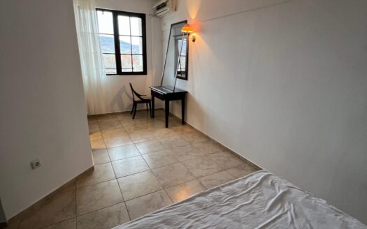 Трехкомнатная квартира с видом на море в Обзоре ID: 36872