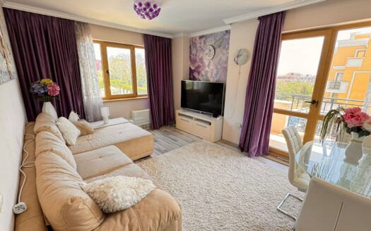 Трёхкомнатная квартира с мебелью и видом на море в Villa Florence ID: 36085