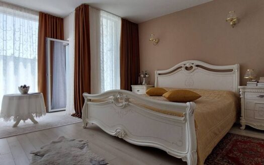 Таунхаус с участком и видом на бассейн в Сарафово ID: 45016