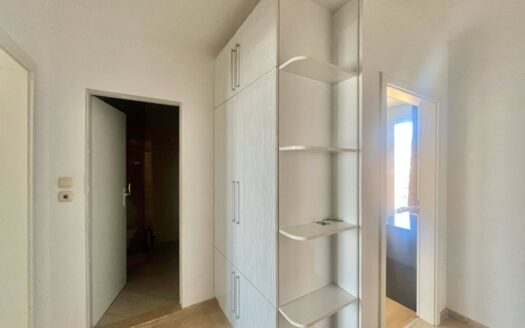 Трёхкомнатная квартира с видом на море в Равде ID: 50201