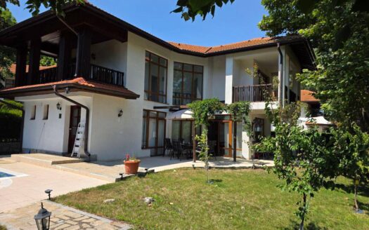 Комфортный дом с бассейном в Ахелое у моря ID: 56543