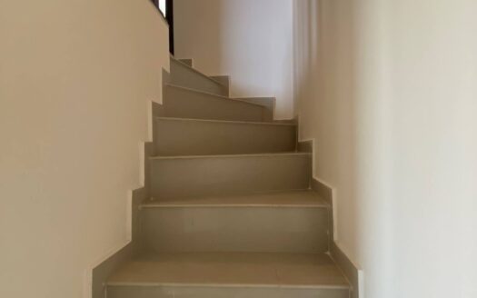 Двухэтажный дом с 2 спальнями в Imperial Heights ID: 48607