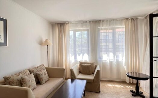 Двухкомнатная квартира с видом на бассейн в Обзоре ID: 36763