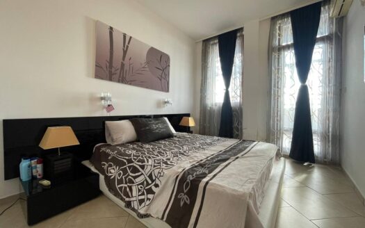 Четырехкомнатный апартамент с террасой и видом на море в Святом Власе ID: 42115