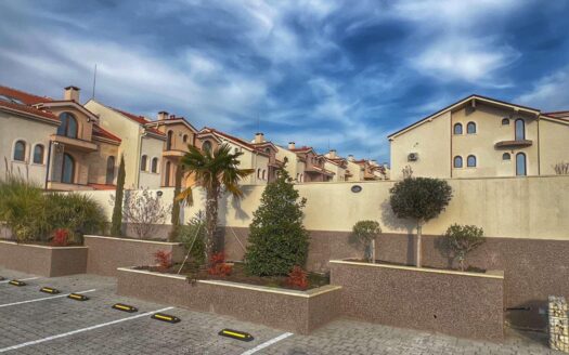 Grand Village: апартаменты в 1 км от Солнечного Берега ID: 32615