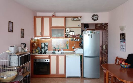 Двухкомнатная квартира без таксы у супермаркета на Солнечном Берегу ID: 33438