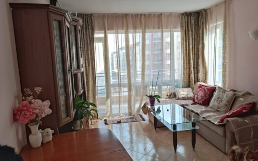 Двухкомнатная квартира без таксы у супермаркета на Солнечном Берегу ID: 33438