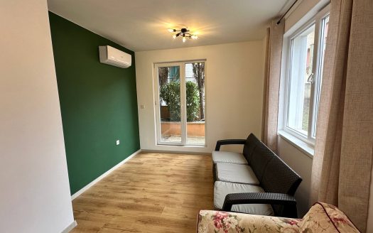 Равда — жилой комплекс Riviera Garden | двухкомнатная квартира на партере с собственным двором, без таксы обслуживания ID: 79550