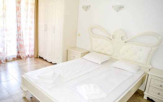 Просторный апартамент с тремя спальнями в Casa Real, Святой Влас ID: 77529