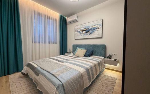 Солнечный берег — жилой комплекс Emilia Romana Verde | новая трёхкомнатная квартира с мебелью ID: 79504