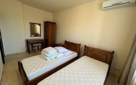 Трёхкомнатная квартира с видом на море в комплексе «Райский сад», Святой Влас ID: 79103