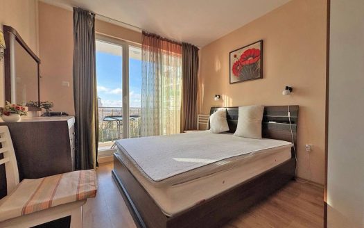 Трёхкомнатная квартира с видом на бассейн, Messembria Palace — Солнечный берег ID: 79882