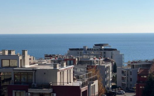 Двухкомнатная квартира в комплексе «Радуга 2», Святой Влас ID: 79215