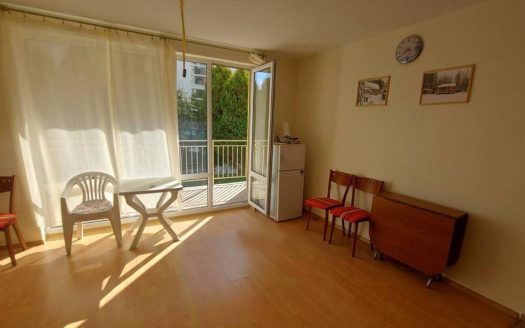 Crown Fort Club, Святой Влас — уютная студия с выходом в зелёный двор, готовая для жизни и аренды ID: 80455