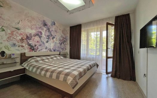 Двухкомнатная квартира на первой линии в комплексе Rich 1, Несебр ID: 81401